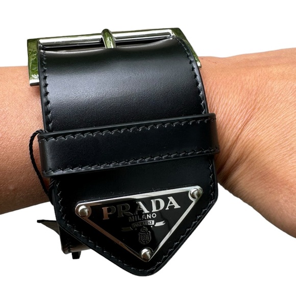 NWT***PRADA Black Leather Wide Cuff Wrist Buckle****$685 - Picture 2 of 4